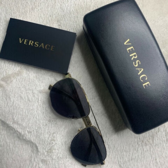 Versace sunglasses - Picture 1 of 6